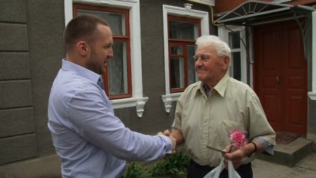 Компания RostNet посетила ветеранов нашего города